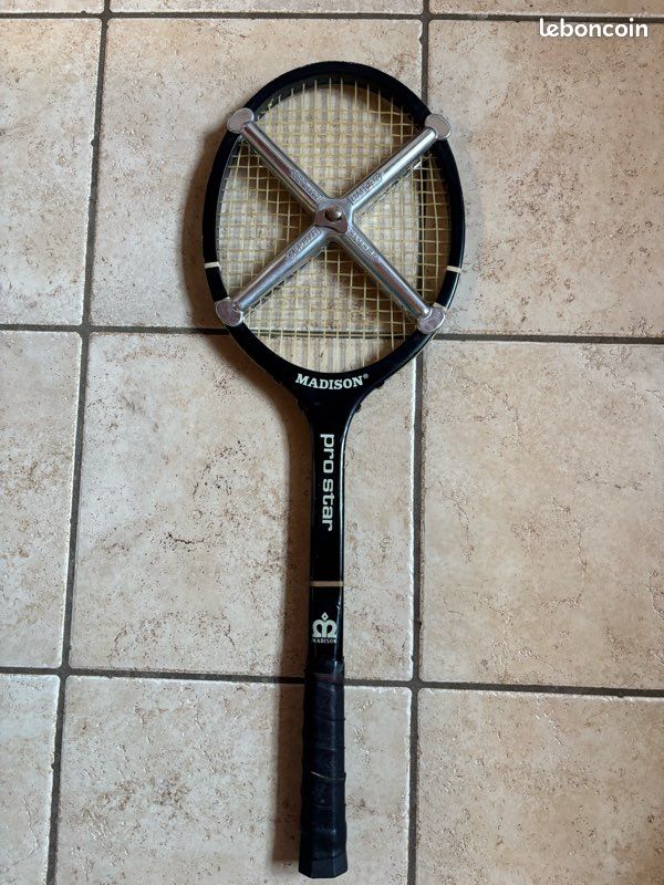 Raquette de Tennis Vintage avec Croix de Tension | L'Atelier Imparfait