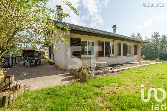 Maison 8 pièces 163 m²