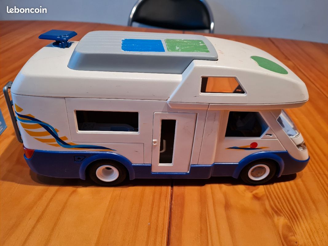 Playmobil Camping car (image 1)