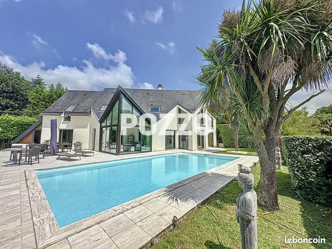 Maison 7 pièces 300 m² · à Avranches · 300 m² · 1 356 000 €