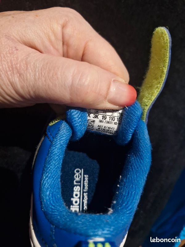 Chaussures enfant Adidas neuf 19 (image 2)