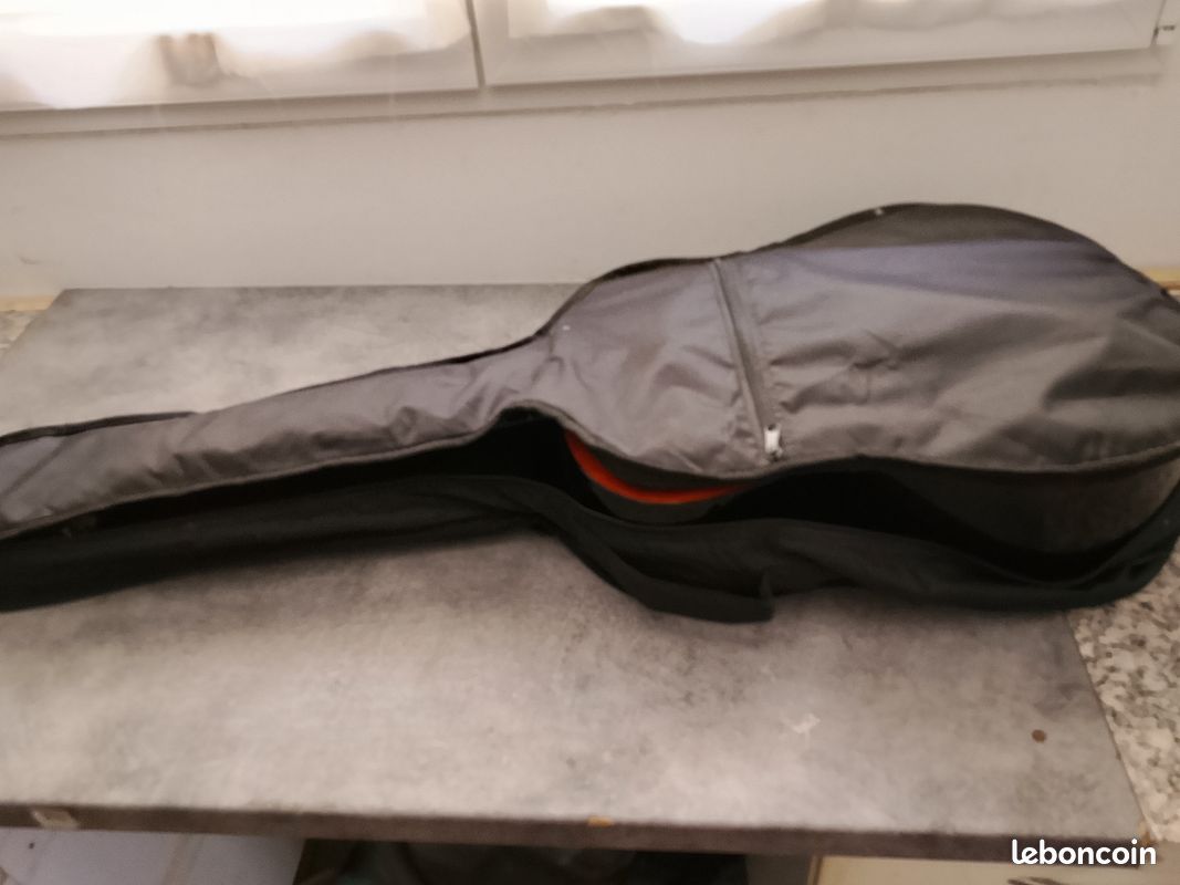 Guitare acoustique (image 3)
