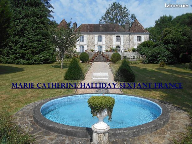 Château 7 pièces 333 m²