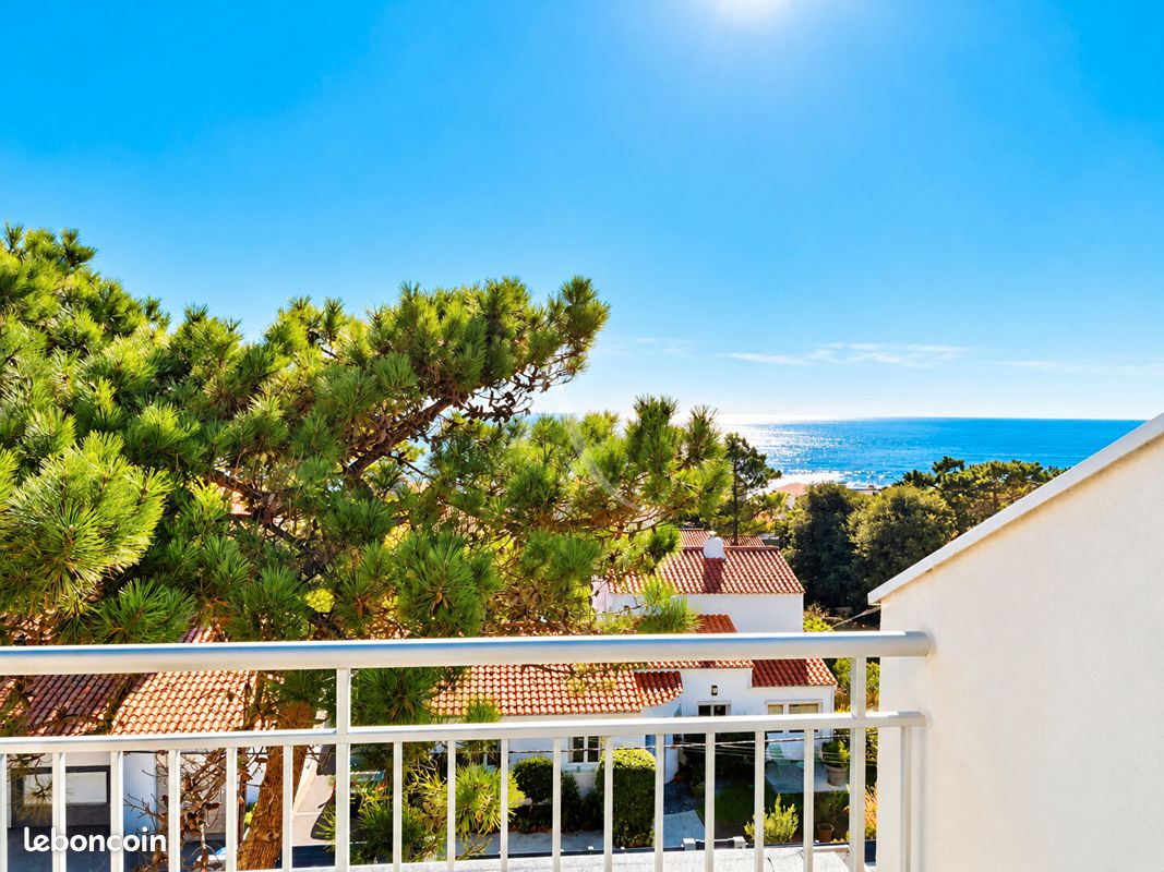 Appartement 2 pièces 70 m² · aux Sables-d'Olonne · 70 m² · 348 600 €
