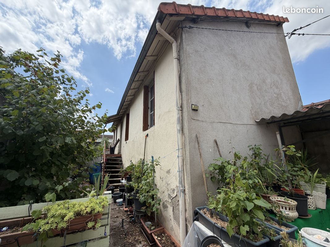 Maison 4 pièces 42 m² · à Roanne · 42 m² · 55 000 €