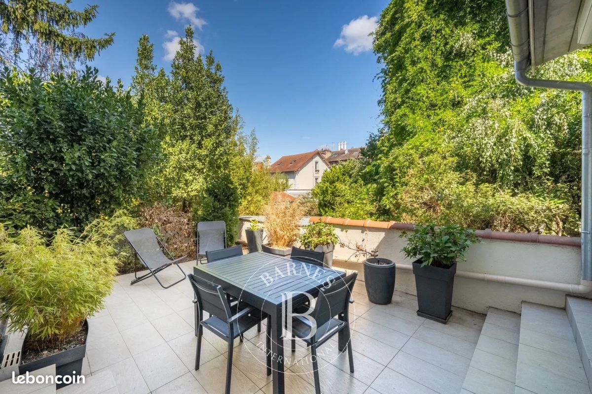Maison 5 pièces 81 m² · à Versailles · 81 m² · 850 000 €