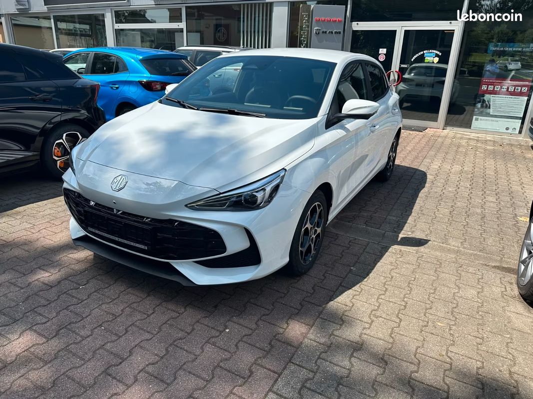 MG3 1.5L Hybrid+ Luxury Cosmic Silver
