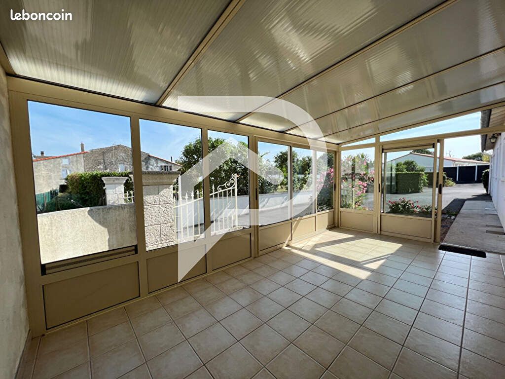 Maison 5 pièces 143 m² - Fors 79230 (image principale 9)