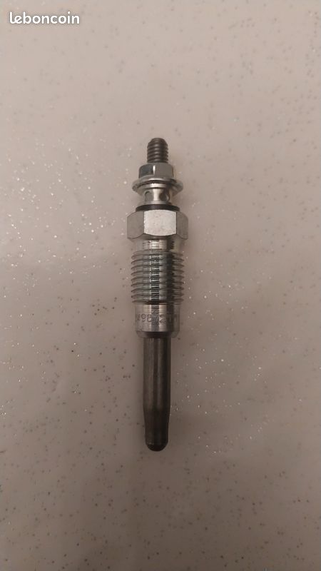 HELLA 8EG 008 498-591 Bougie De Préchauffage - Qualité OE Fiable Et Durable