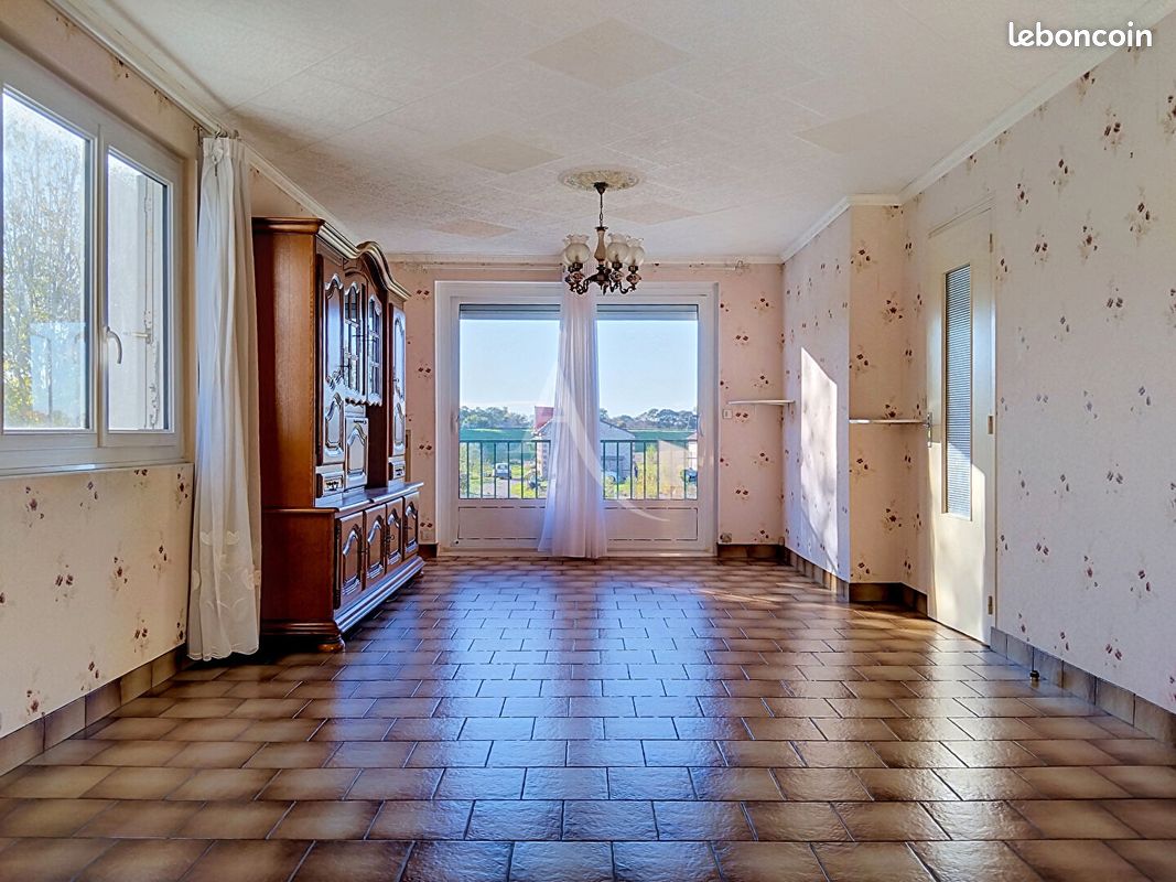 Maison 5 pièces 154 m² · à Villebernier · 154 m² · 140 700 €