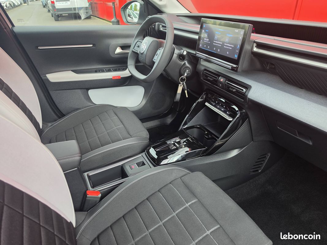 CITROEN C3 Hybride 110 ch Automatique Max (image 13)