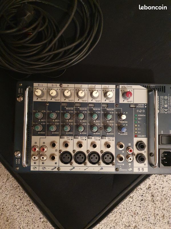 Sono Yamaha Stagepas 300 (image 1)