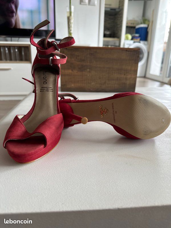 Chaussures à talons (image 2)