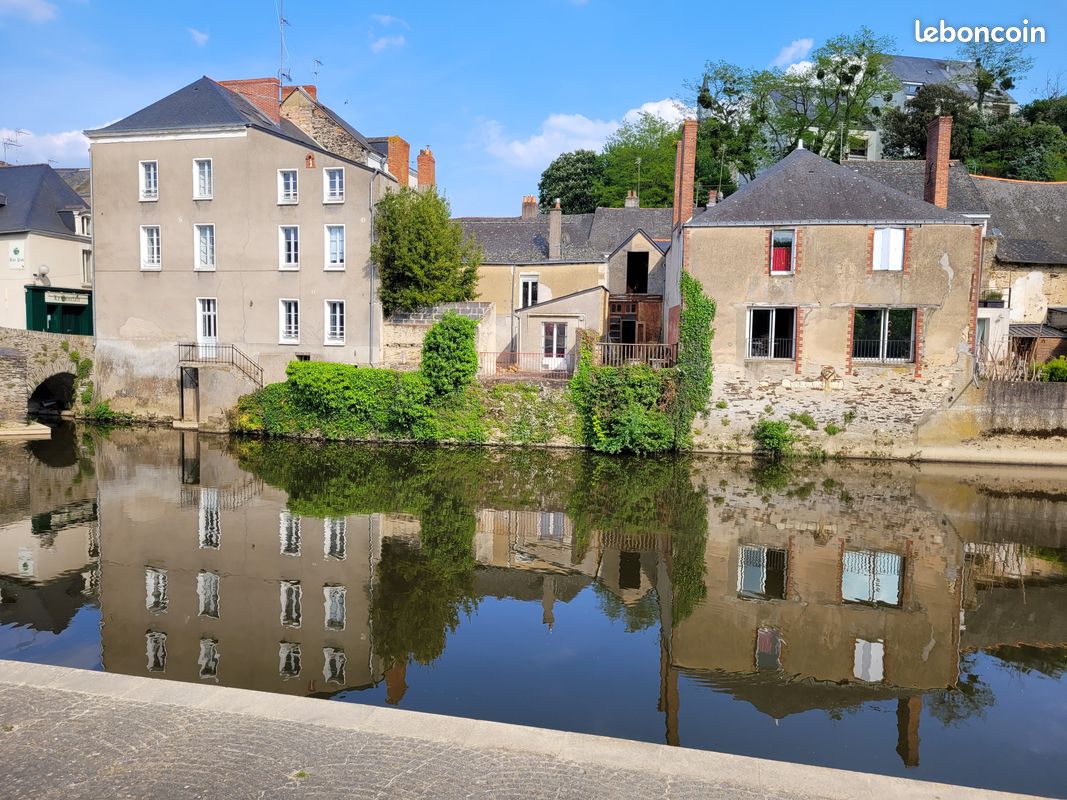 Maison 4 pièces 110 m² · à Segré-en-Anjou Bleu · 110 m² · 850 €/mois
