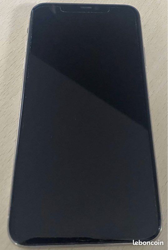 IPhone 11 pro Max 64go (image 3)