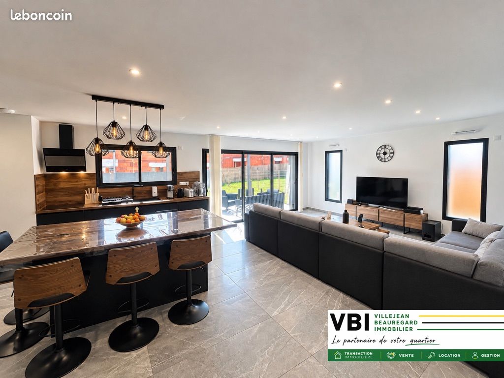 Maison 5 pièces 138 m² · à La Chapelle-des-Fougeretz · 138 m² · 449 990 €