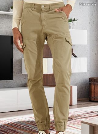 Pantalon New Kombat Marciano by guess (image 1)