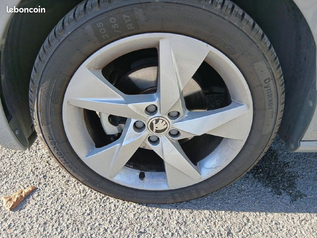 Skoda Scala 1.5 TSI 150ch Style DSG7 (image 11)