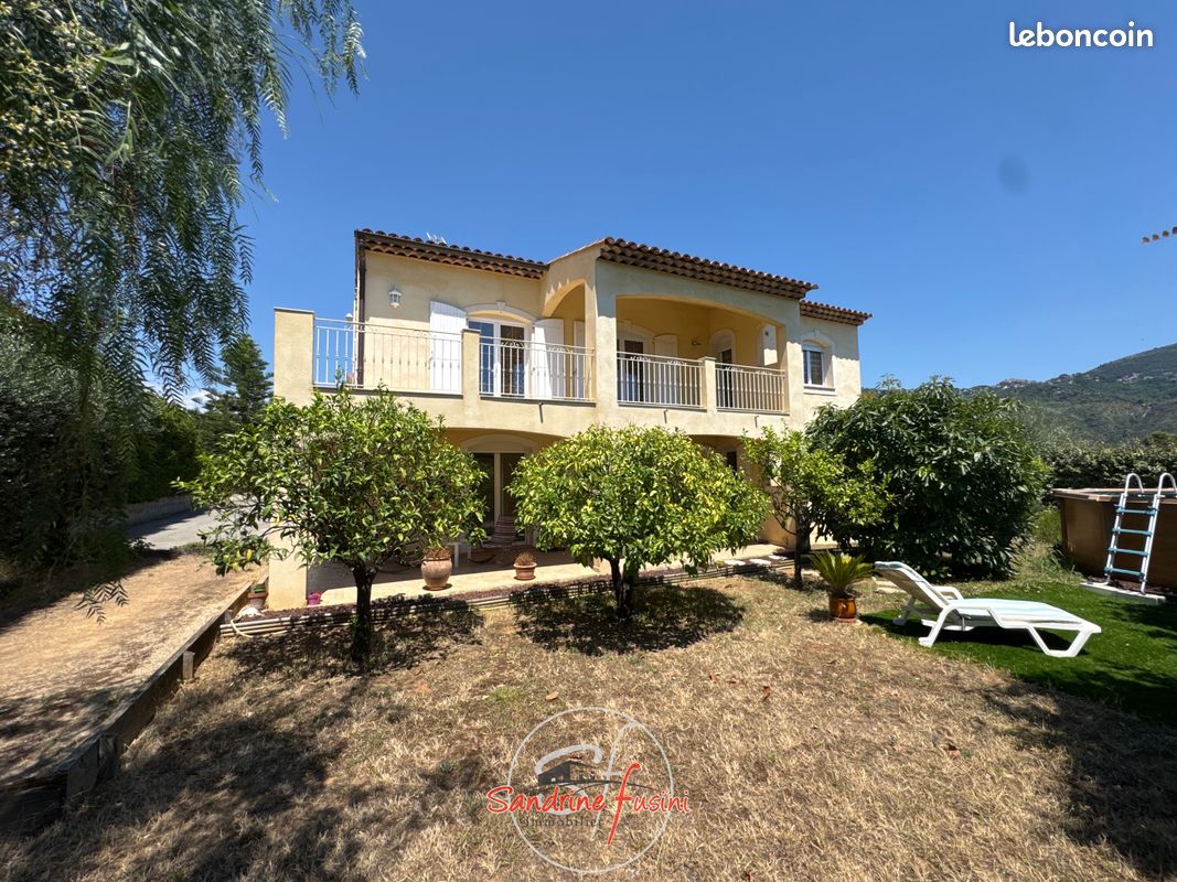 Maison 6 pièces 187 m² · à Carros · 187 m² · 766 500 €