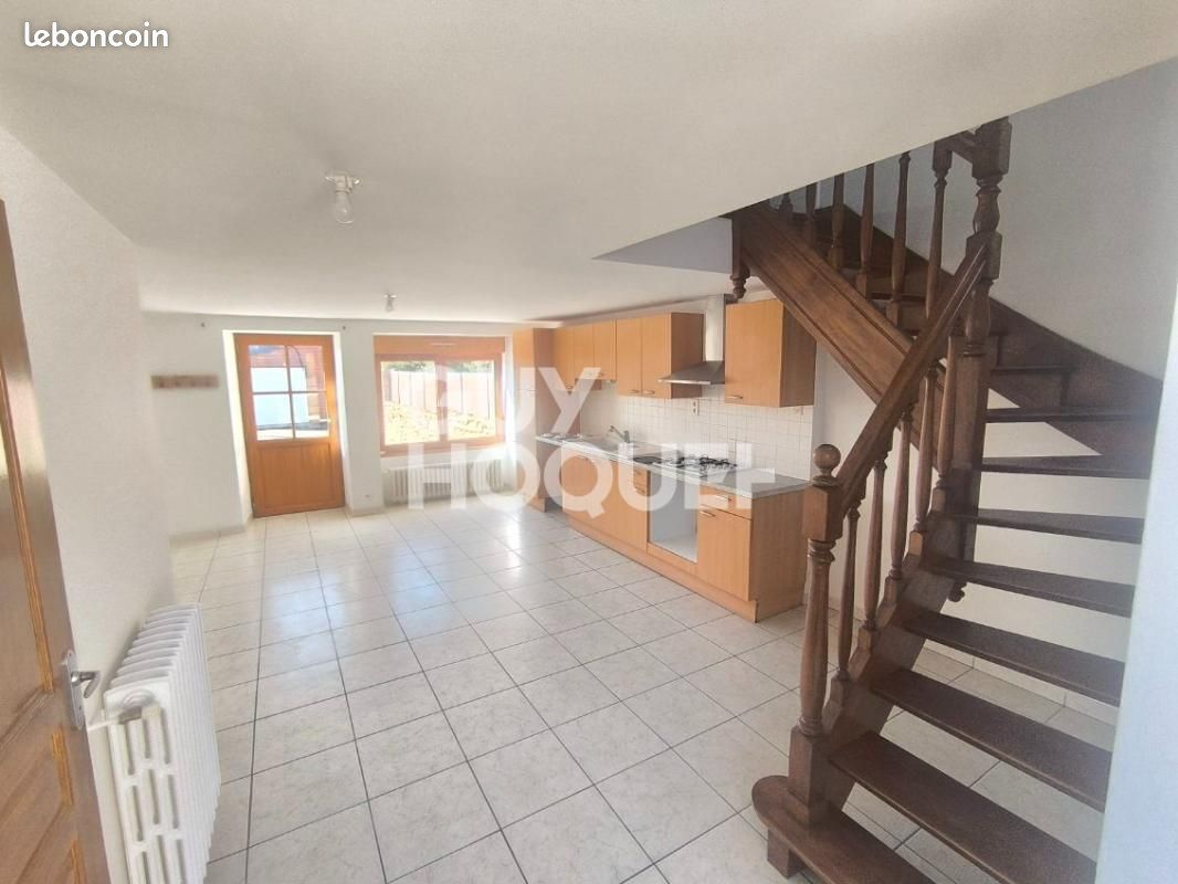 Maison 5 pièces 100 m² · à Elven · 100 m² · 850 €/mois