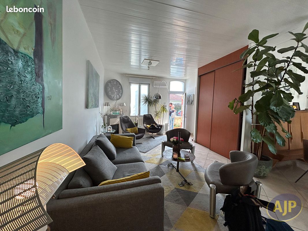Maison 2 pièces 86 m² · à Bordeaux · 86 m² · 1 411 €/mois