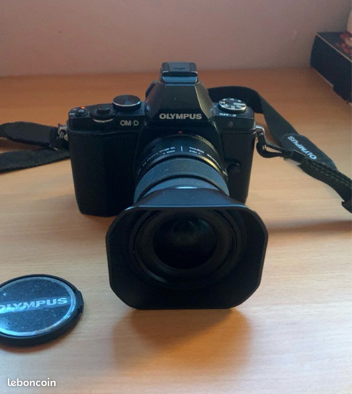 Olympus OM-D E-M5 (image 3)