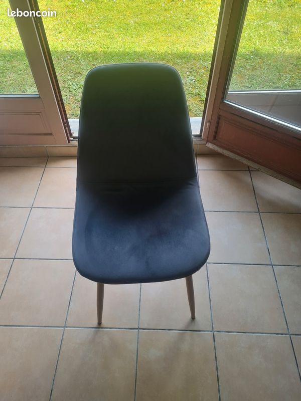 Chaise de bureau grise (image 2)