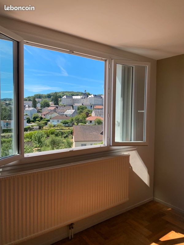 Appartement 1 pièce 40 m² · à Guéret · 40 m² · 360 €/mois