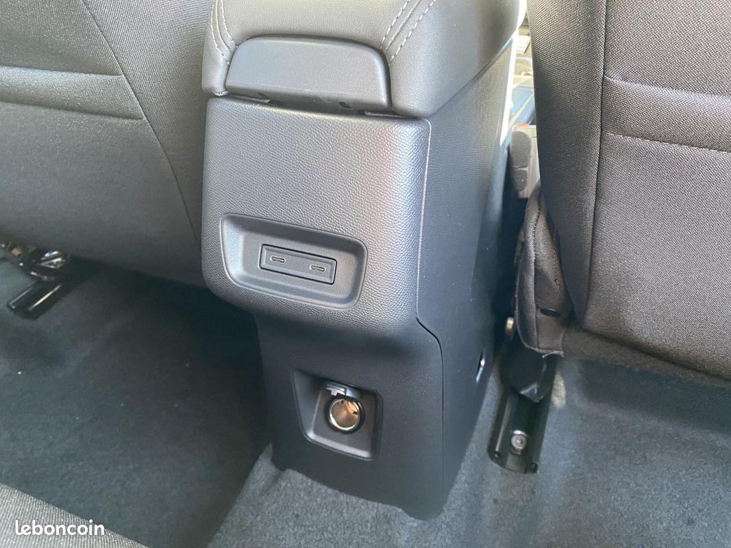 Citroen c3 iv 1.2 hybride 110 max e-dcs6 (image 9)