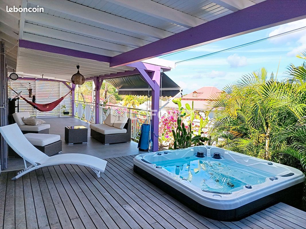 Maison 4 pièces 76 m² · à Saint-François · 76 m² · 450 000 €