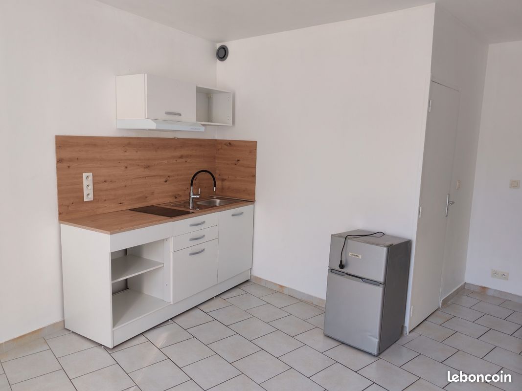 Appartement 1 pièce 20 m² · à Alès · 20 m² · 337 €/mois