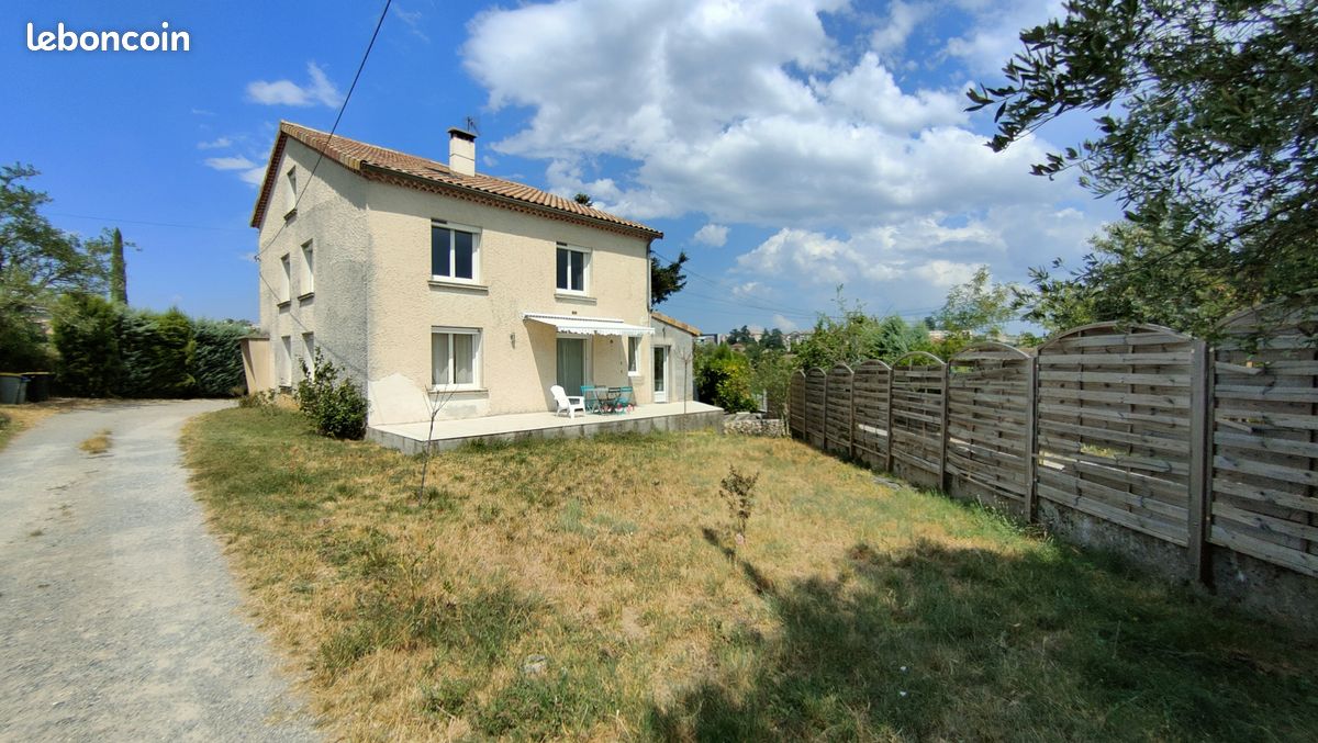 Maison 10 pièces 240 m² · à Aubenas · 240 m² · 329 000 €