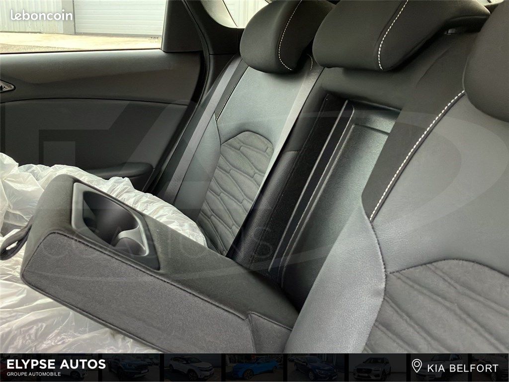 Kia CEED III 1.5 T-GDI 140 CH DCT7 GT-line (image 25)