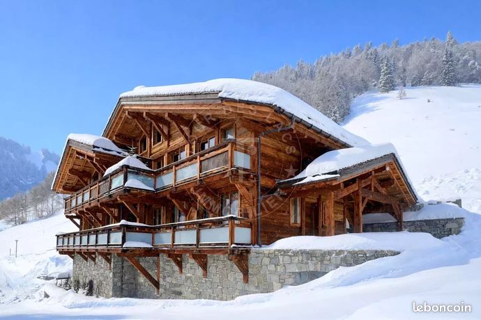 Chalet 9 pièces 260 m²