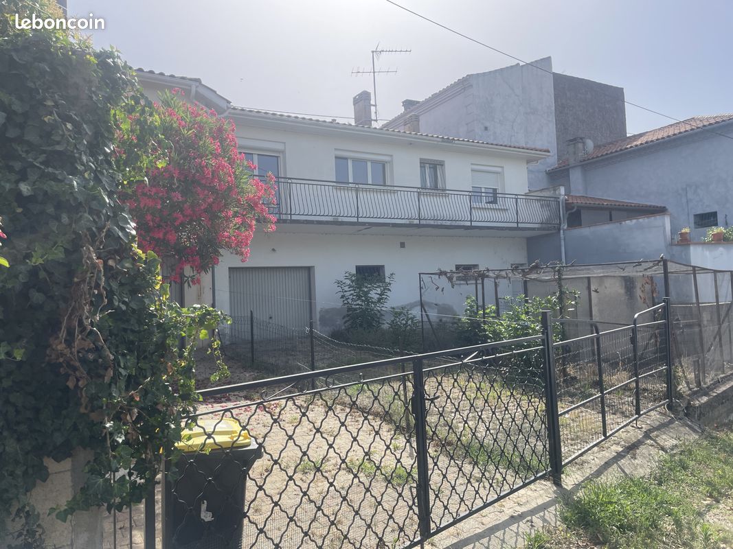 Maison 5 pièces 188 m² · à Tonneins · 188 m² · 97 200 €