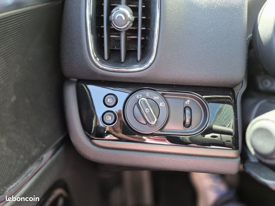 Mini COUNTRYMAN F60 192 CH BVA8 COOPER S (image 17)