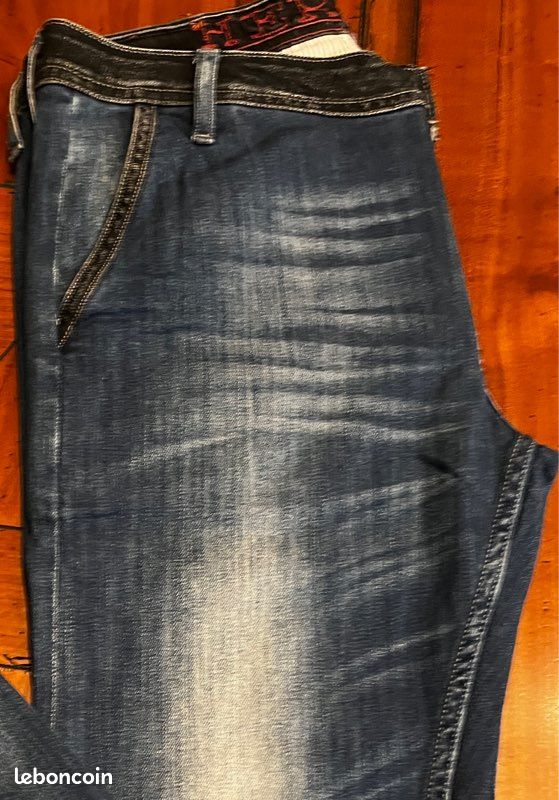 Jean Héritage Le Temps des Cerises Vêtements