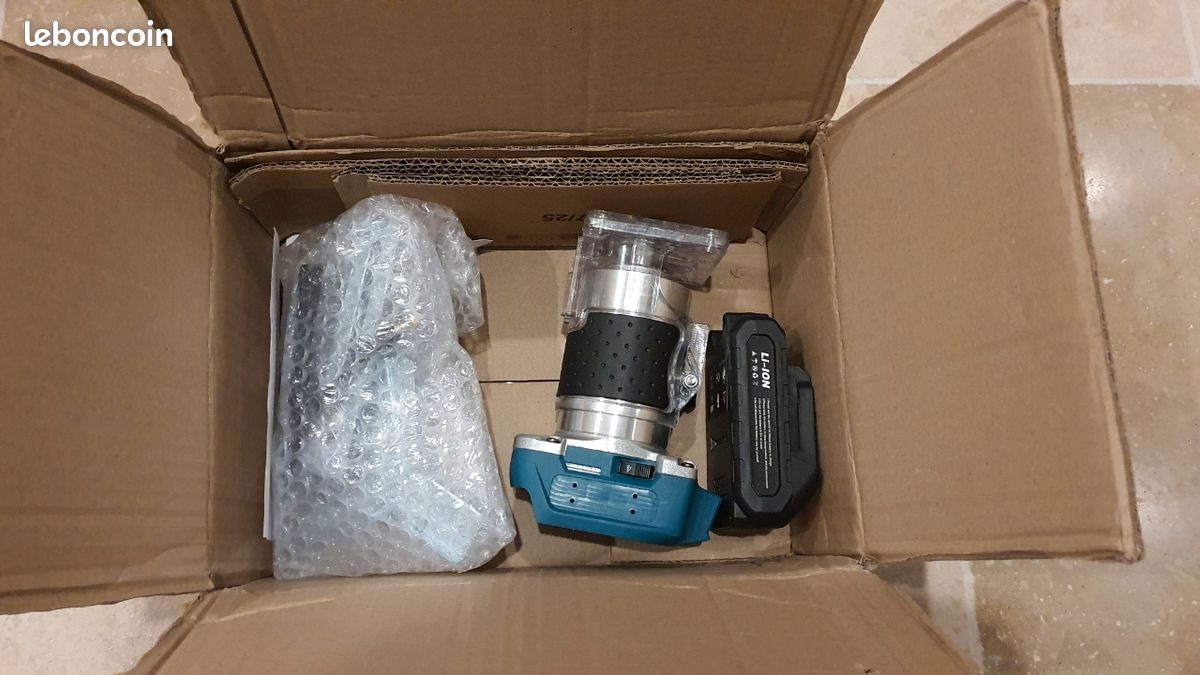 Makita DPJ 180 RYJ 18 V Li-Ion Fraiseuse Rainureuse Sans Fil En Makpac 2 X 15 Ah Batterie Chargeur Chargeur De Batterie 50213076