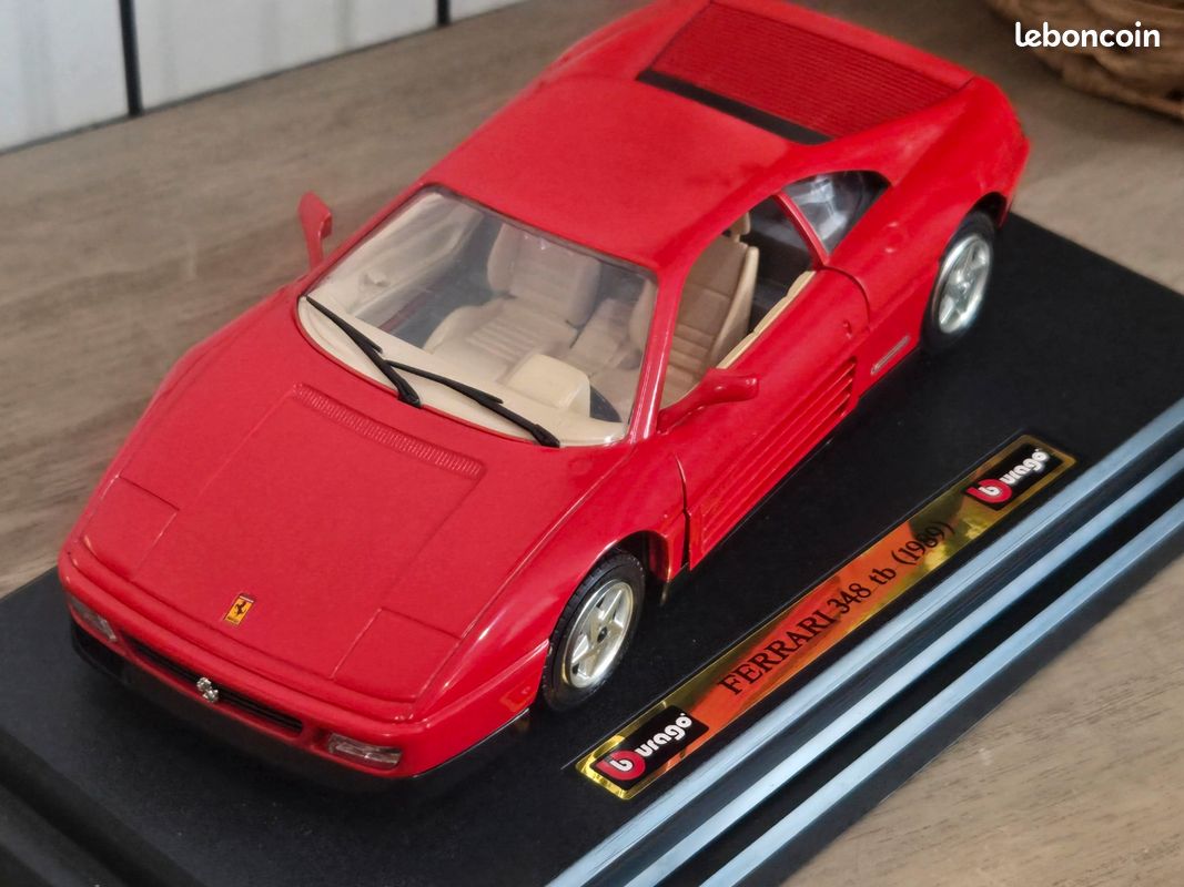 Ferrari 1/24 - 348 TB - 1989 - Hachette (D'occasion) à St-Sulpice VD pour CHF 20 – avec