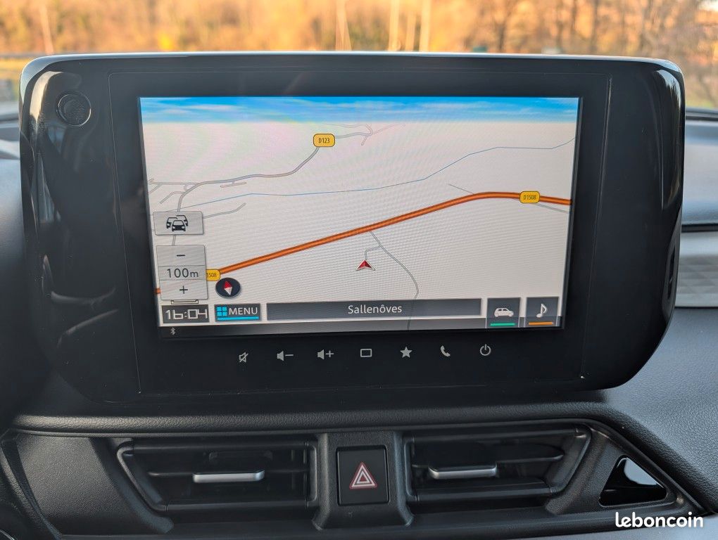 Suzuki swift 4x4 1.2 hybrid pack allgrip neuf carplay / camera / sieges chauffants (image 6)