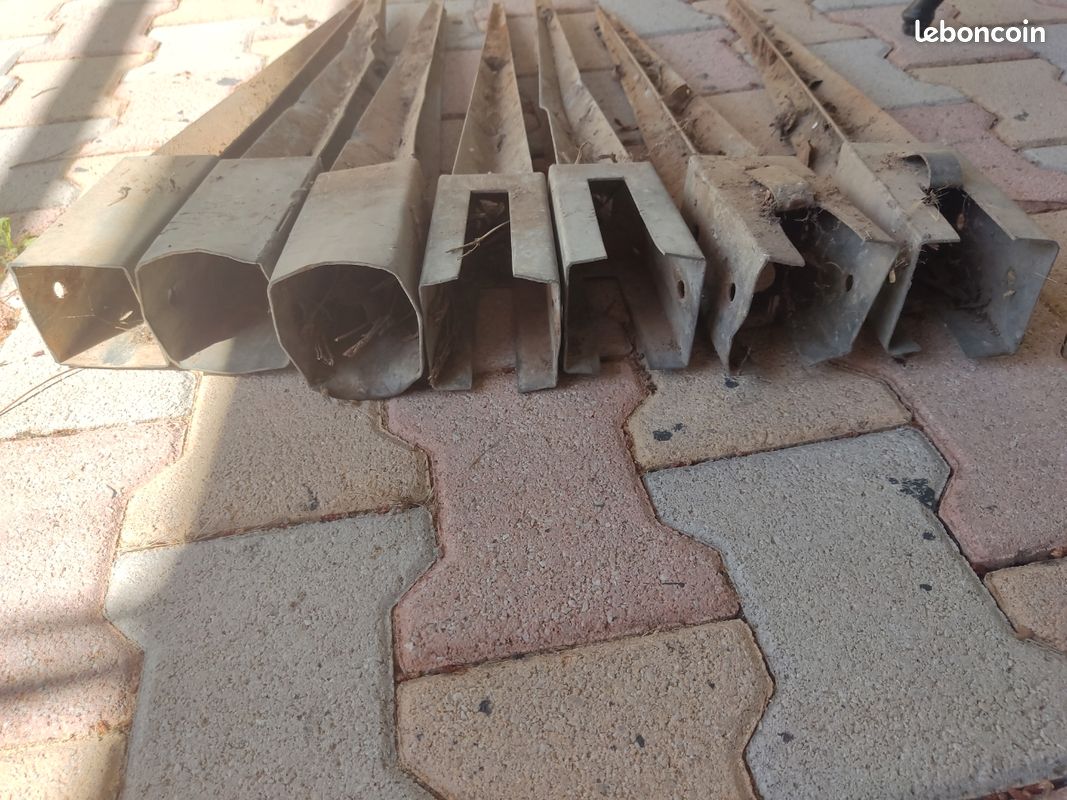 Support piquet d'ancrage pour poteaux en bois (image 3)