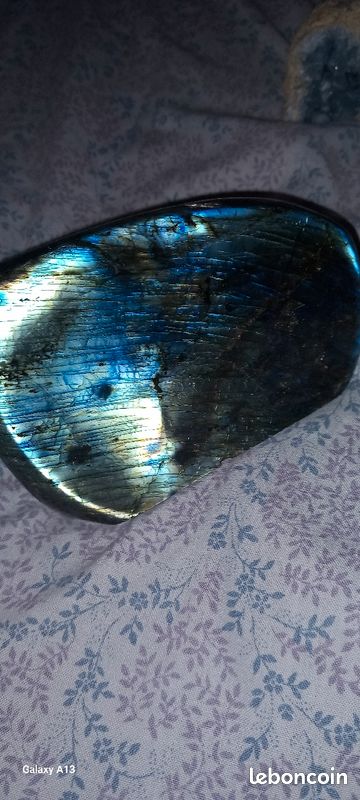 Labradorite (image 2)