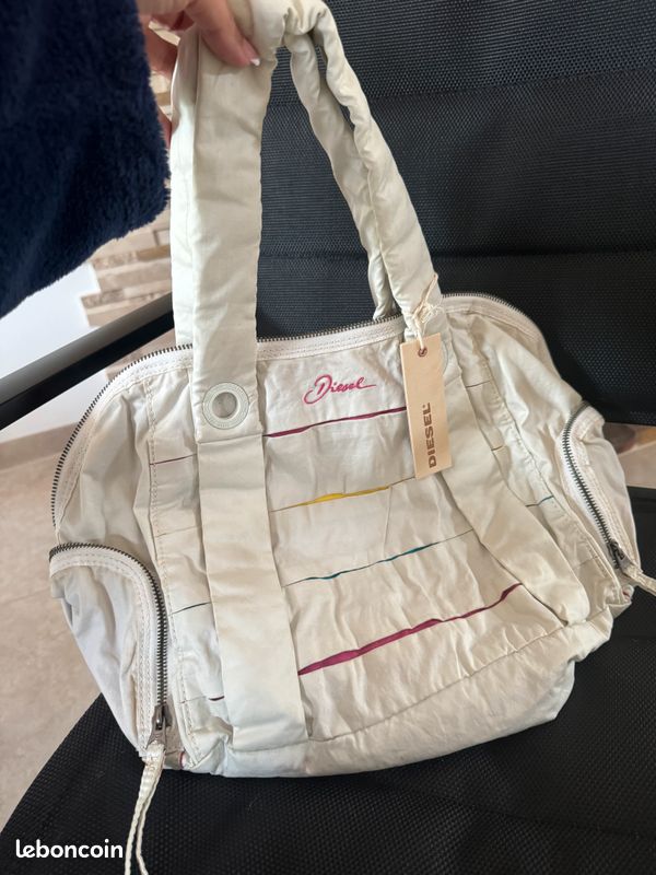 Sac neuf DIESEL de sport ou autre (image 1)