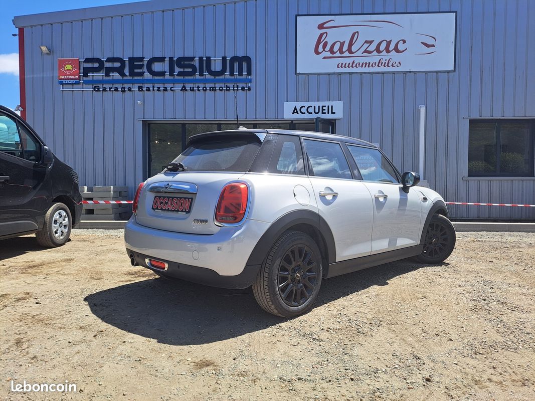 Mini Cooper 5 portes Heddon Street (image 2)