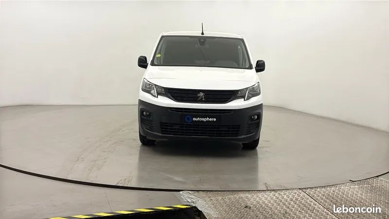 Peugeot Partner Véhicule utilitaire ou Société M 950kg BlueHDi 130ch S&S EAT8 (image 2)
