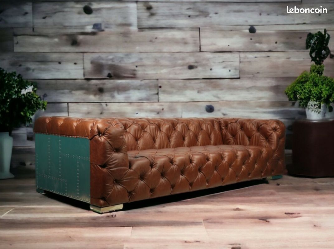 Canapé Chesterfield Aviateur en Cuir (Neuf) - decoduweb (image 1)