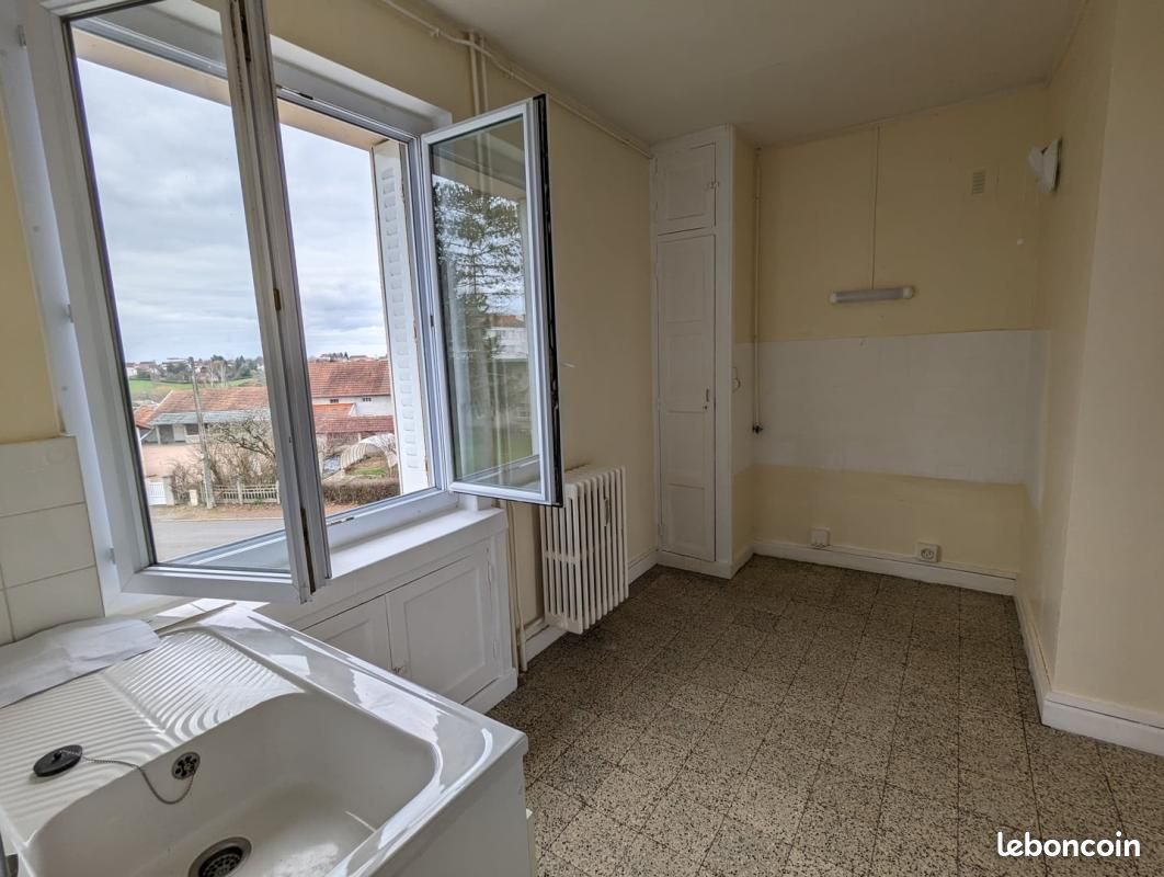 Appartement a louer montceau-les-mines - 3 pièce(s) - 63 m2 - Surfyn