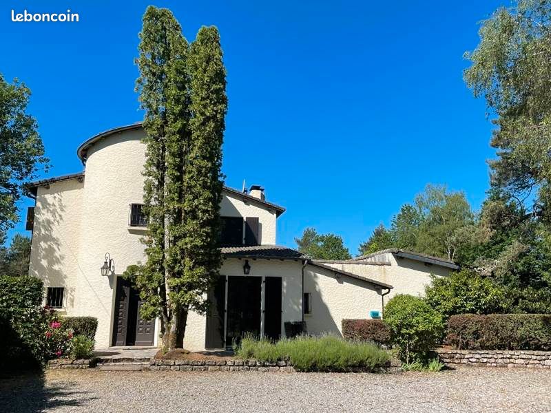 Maison 6 pièces 200 m² · à Marcillac-la-Croisille · 200 m² · 339 560 €