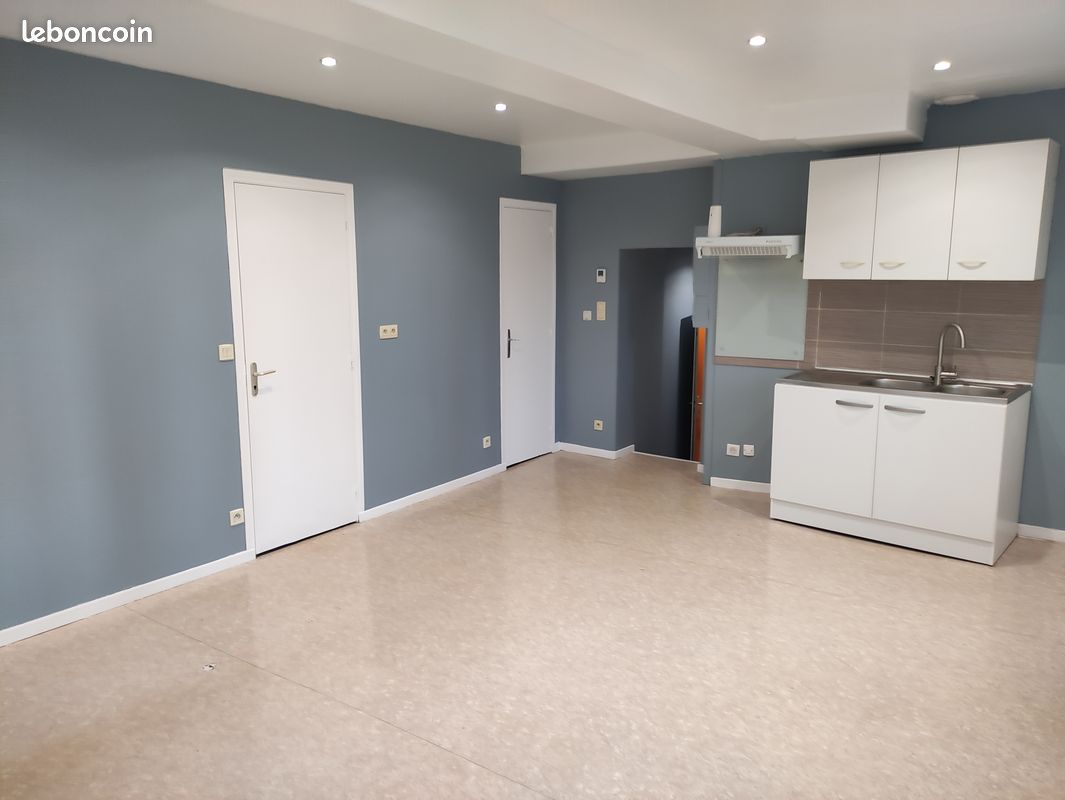 Appartement 3 pièces 50 m² · à Gannat · 50 m² · 445 €/mois