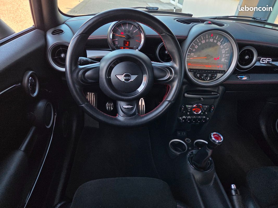 MINI MINI (2) 1.6 218 JCW GPII GP2 2ÈME MAIN 100% ORIGINE FRANCE DISQUE NEUf (image 2)
